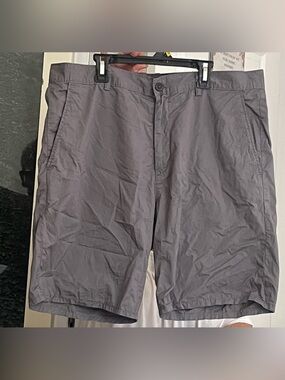 2/25$ H&M Regular Fit Cotton Shorts in Charcoal Gray